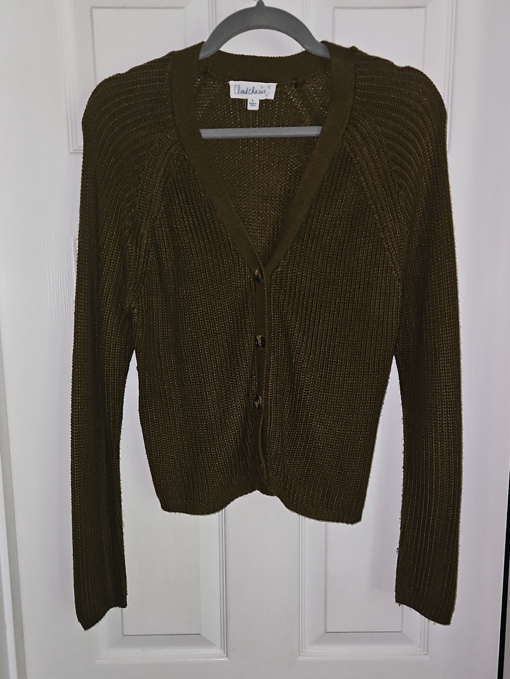 Cloud Chaser Olive Ribbed Button Down Short Cardigan LG Tortuise Buttons